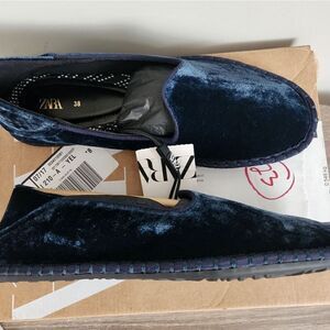NEW ZARA BLUE, VELVET COLOR WOMEN'S SHOES US 7,5 SIZE EU 38.